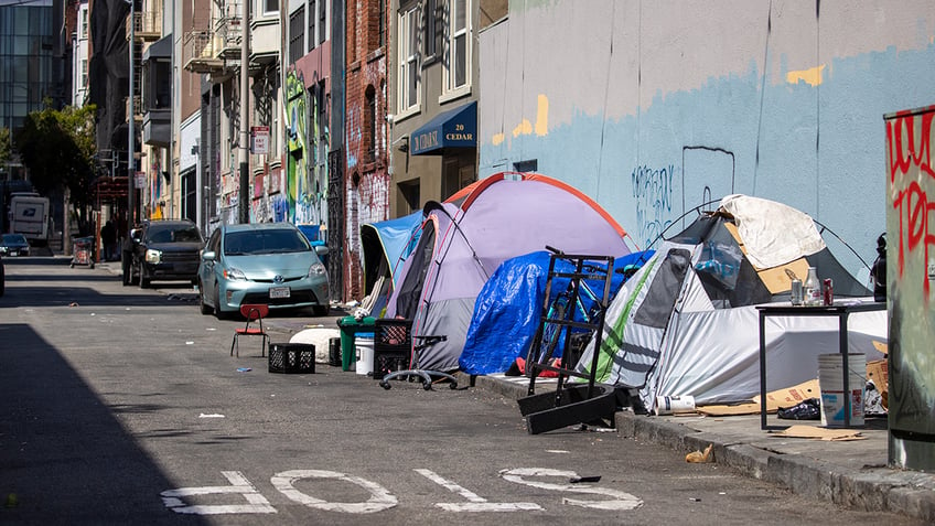 San Francisco businesses owners threaten to stop paying taxes over homeless problem