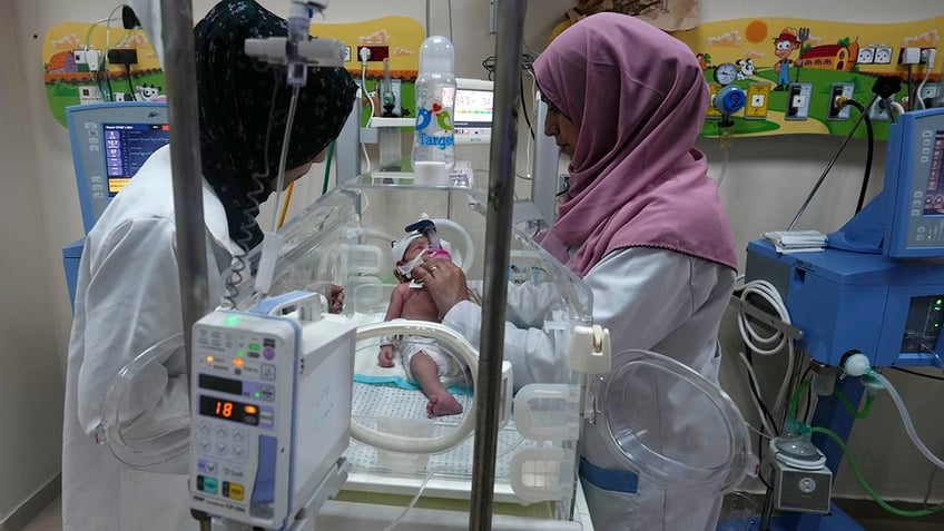 gaza hospital doctor says nearly 10 babies at risk of dying soon over fuel shortages