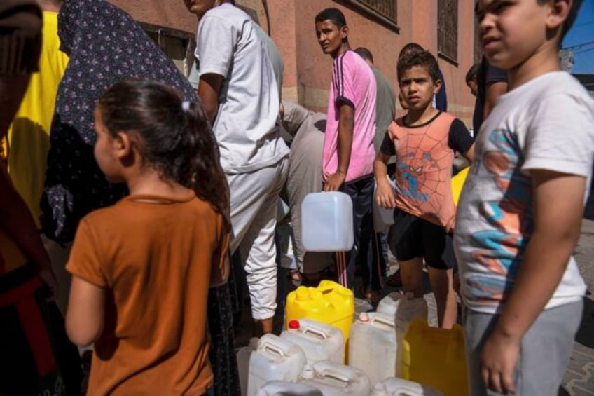 gazas limited water supply raises concerns for human health