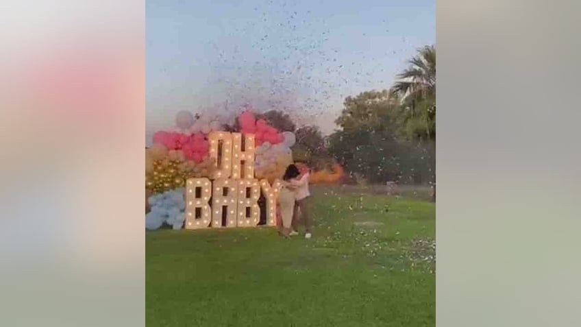 gender reveal turns deadly as stunt plane crashes in mexico