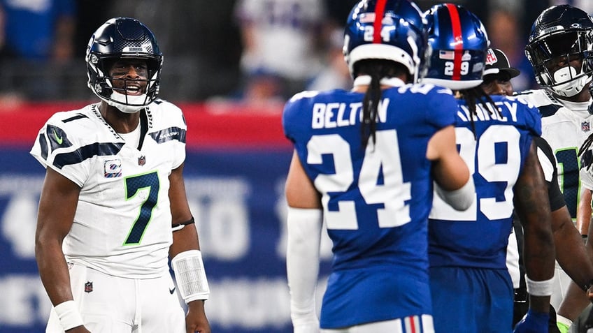 geno smith rips giants player for dirty play that injured quarterback