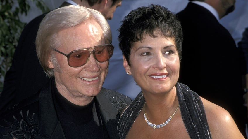 george jones widow admits country music star had to face death to kick crippling cocaine alcohol addiction