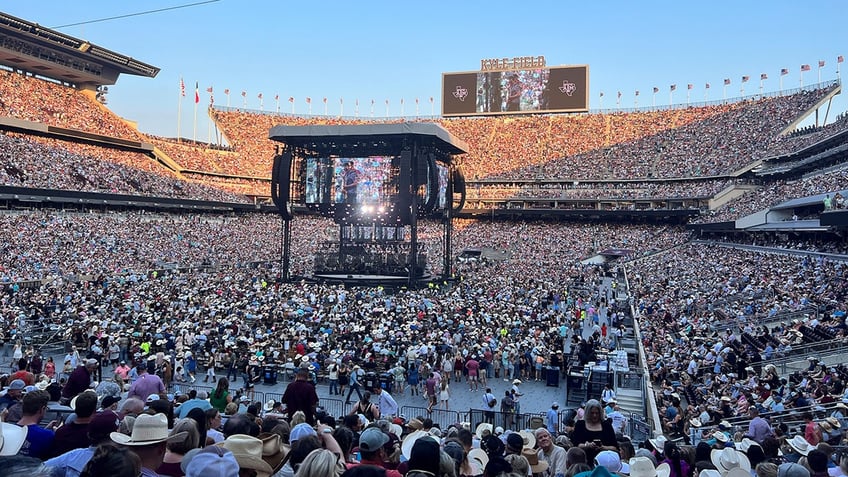 George Strait concert in Texas broke attendance records.