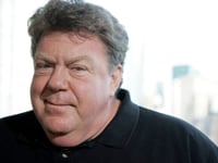 George Wendt, who played a beloved barfly on ‘Cheers’ and found another home onstage, dies at 76