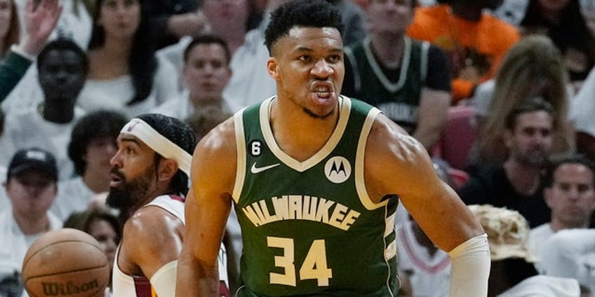 giannis antetokounmpo reveals what bucks must prove to him before signing extension