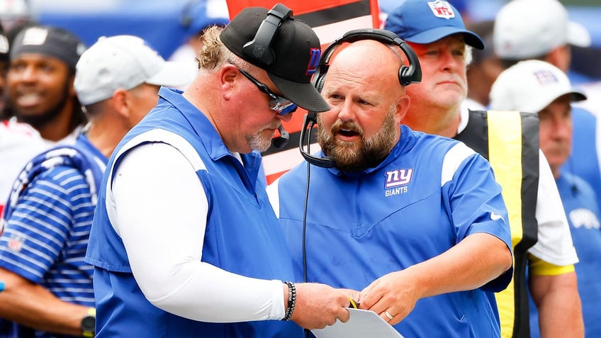 giants brian daboll squashes rumors hes in bad place with dc wink martindale