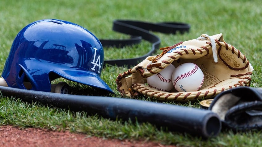 Dodgers helmet on the field before a game in 2015