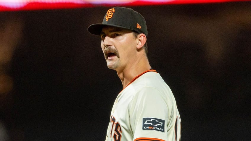 Sean Hjelle reacts on field