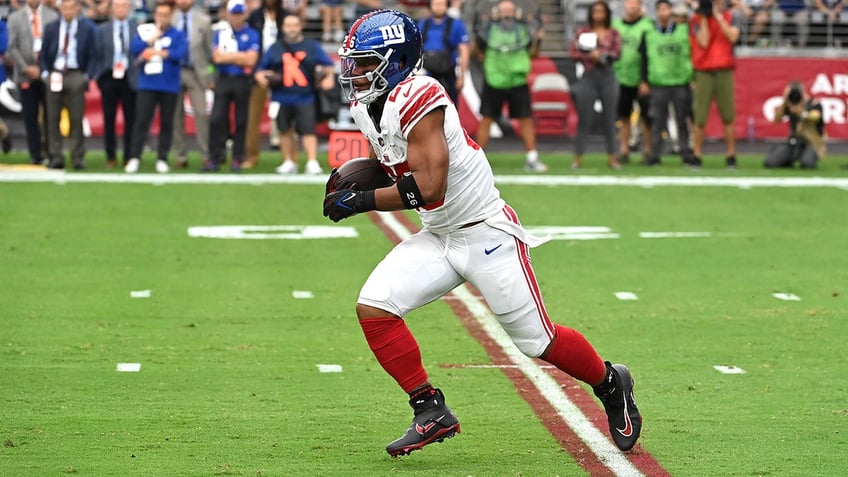 giants saquon barkley says hes dealing with high ankle sprain report