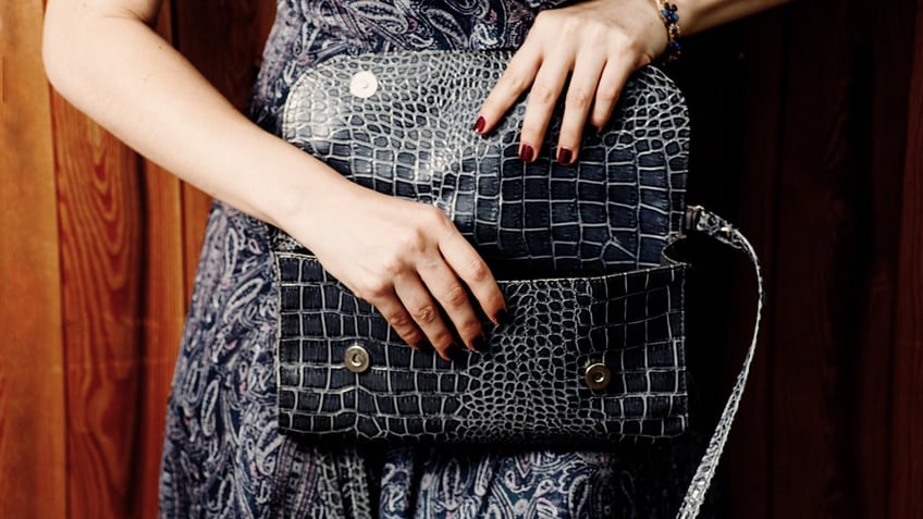 Choose from a handful of beautiful leather handbags. 