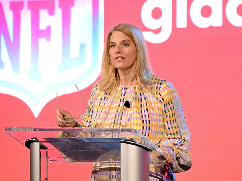 PHOENIX, ARIZONA - FEBRUARY 08: GLAAD CEO Sarah Kate Ellis speaks onstage at a Night of Pride with GLAAD and NFL on February 08, 2023 in Phoenix, Arizona. (Photo by Daniel Boczarski/Getty Images for GLAAD)