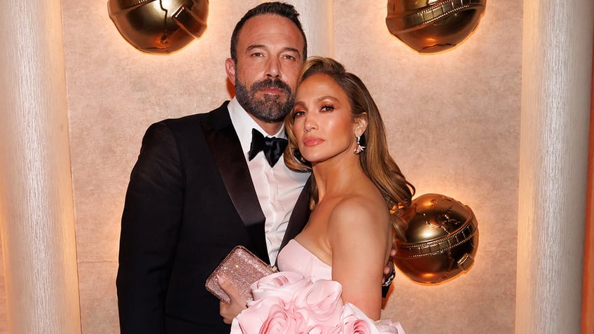 Ben Affleck and Jennifer Lopez at the 81st Golden Globe Awards