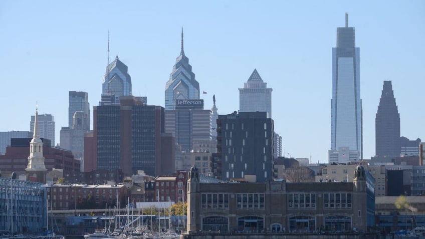 A skyline photo of Philadelphia.