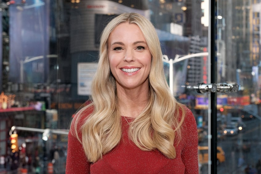 gosselin family airs dirty laundry as chrisley clan slings dirt in reality show wars