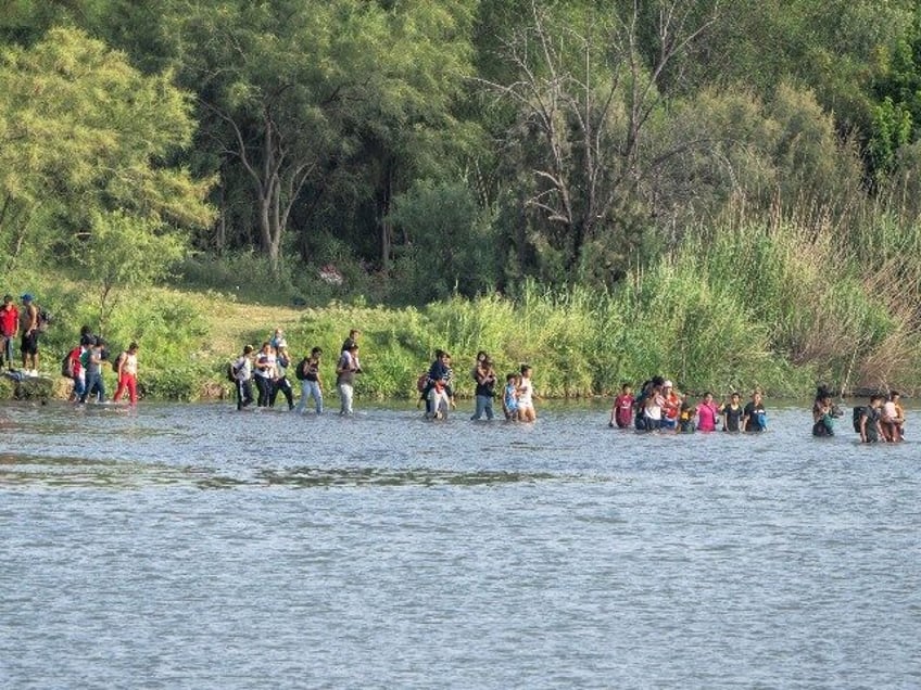 governor demands biden stop risking migrant lives at texas border