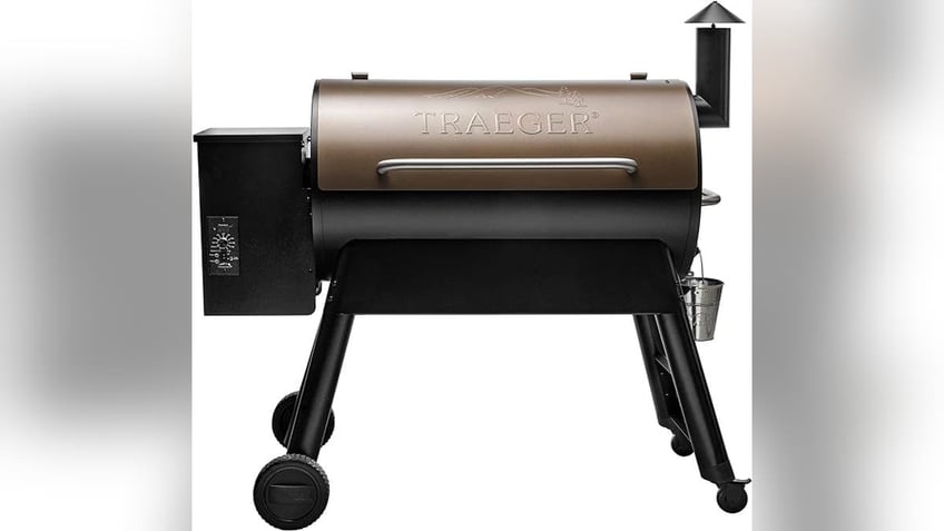 grab these 12 cooking essentials from amazon to cook outside this thanksgiving