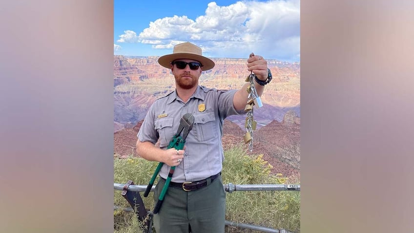 grand canyon love locks put wildlife in danger park says