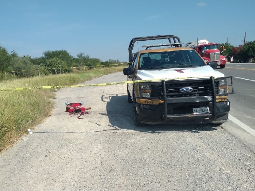 graphic cartel murders shootouts blockades continue plaguing mexican border states