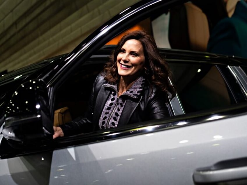 gretchen whitmer orders michigans state fleet be 100 electric by 2040