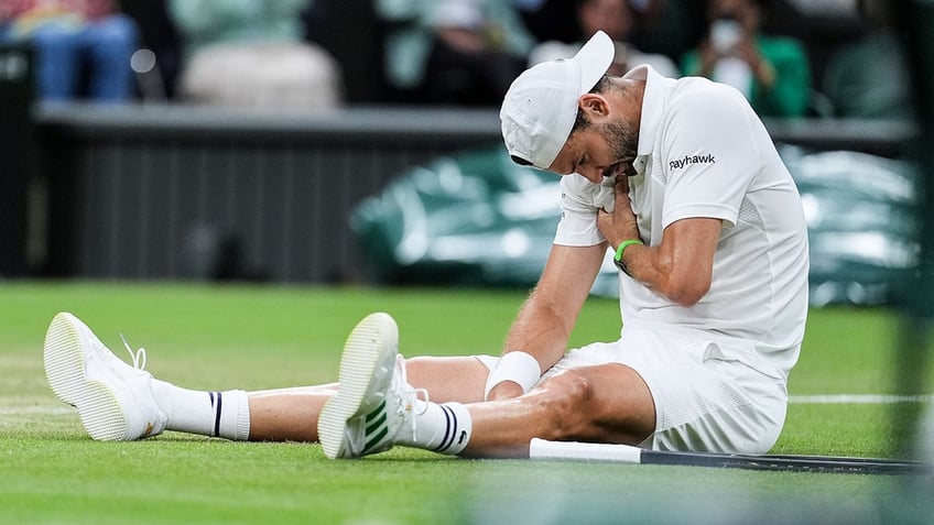 Grigor Dimitrov injured at Wimbledon