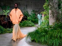 Gucci hosts star-studded cruise collection fashion show in London’s Tate Modern