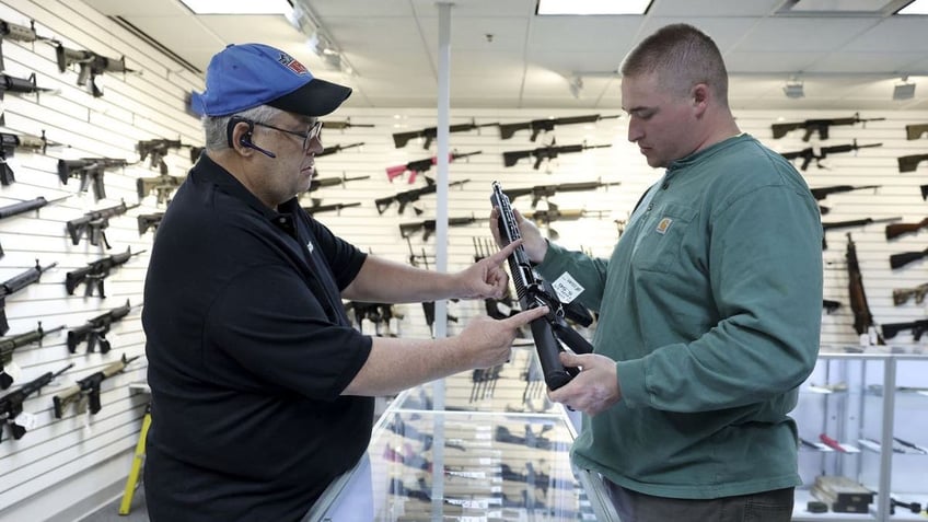 gun crime expert blasts red state cherry picking by yale professor in senate hearing political bias