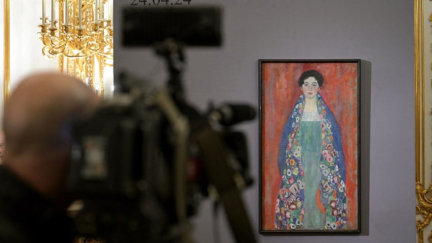 Gustav-Klimt-portrait