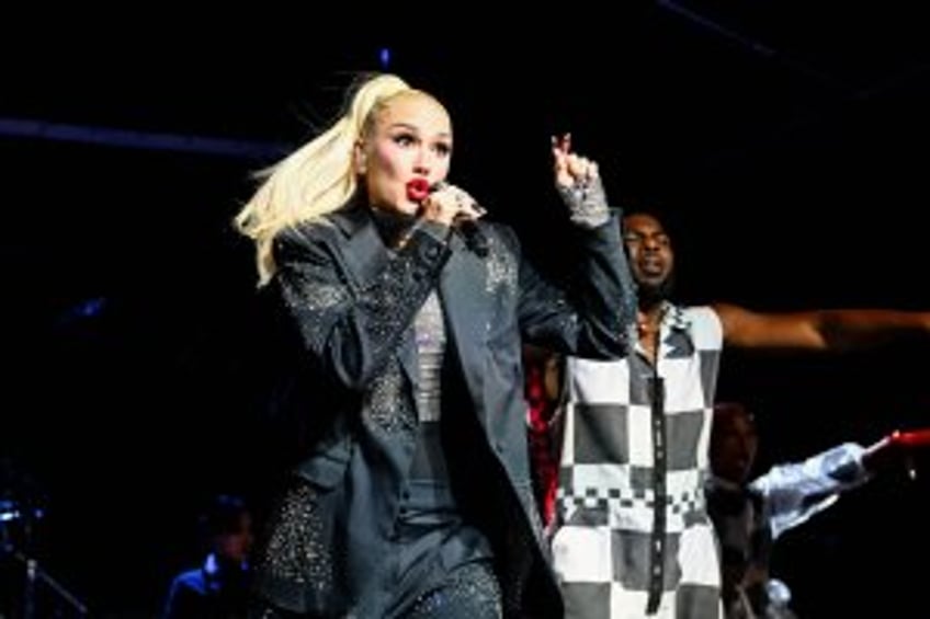 Gwen Stefani headlines NFL TikTok Super Bowl Tailgate