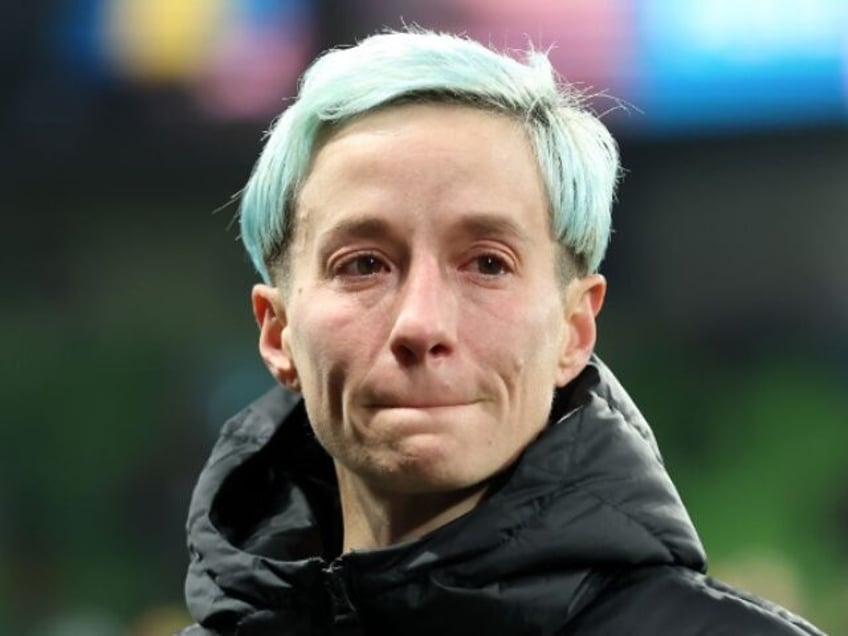 gwinn watch megan rapinoe after injury in final game if there is a god this is proof there isnt