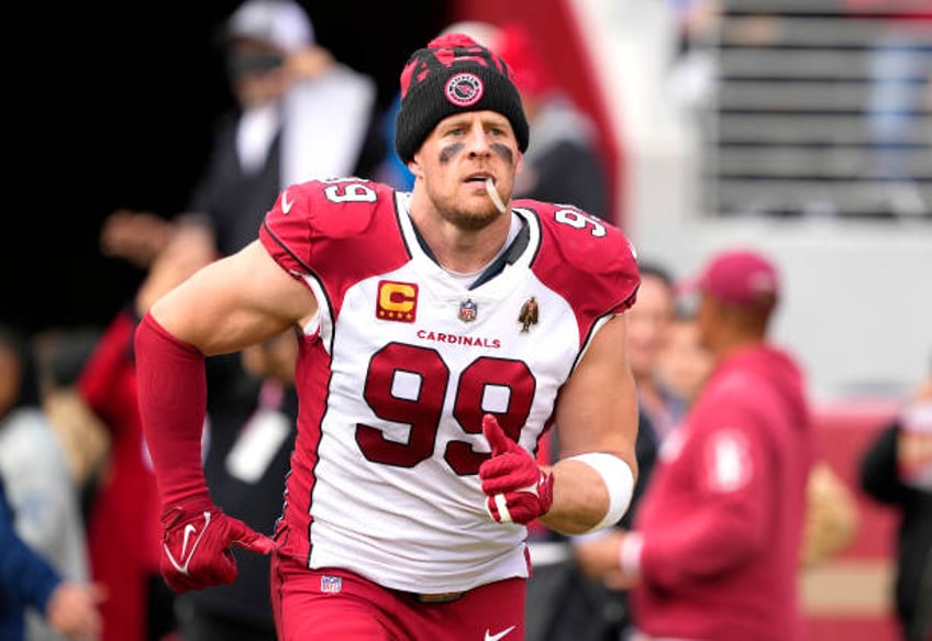 Watt of the Arizona Cardinals runs onto the field during player introduction prior to the start of the game against the San Francisco 49ers at Levi's...