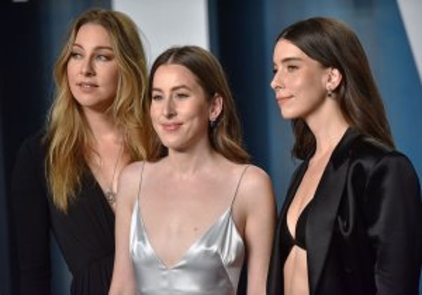 Haim releases 'Take Me Back' from upcoming album 'I Quit'