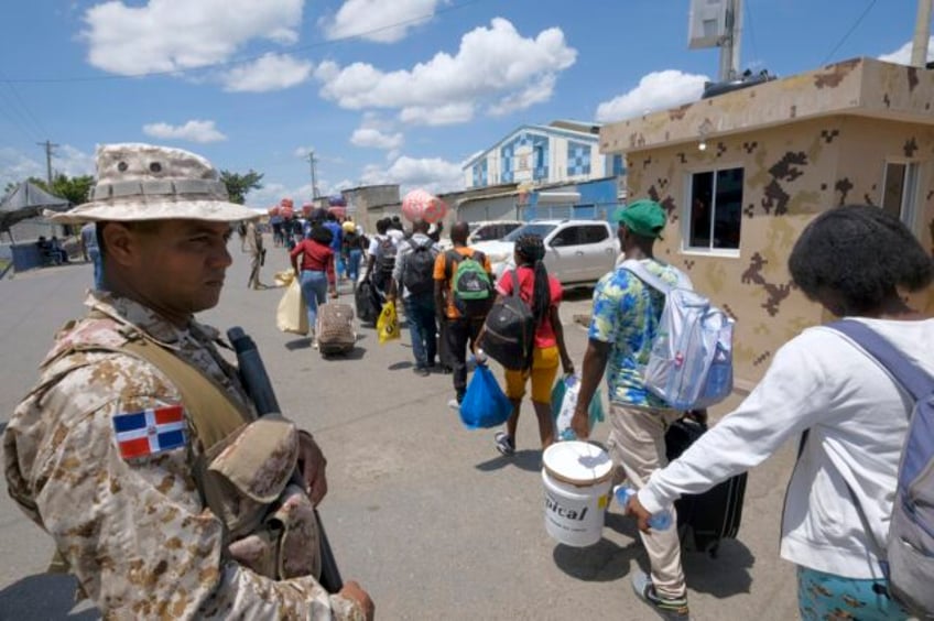 haitis government to oversee canal project that prompted dominican republic to close all borders