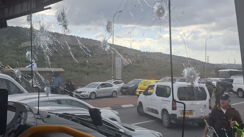 Israeli bus attacked near Ariel