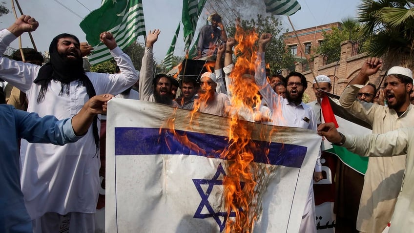 hamas day of rage draws heightened security in major american cities attention from the fbi