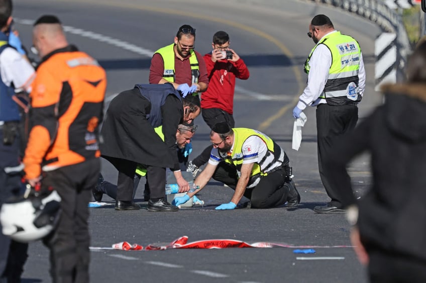 hamas gunmen kill three injure six in jerusalem terror shooting