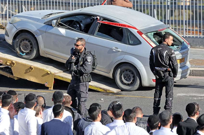 hamas gunmen kill three injure six in jerusalem terror shooting