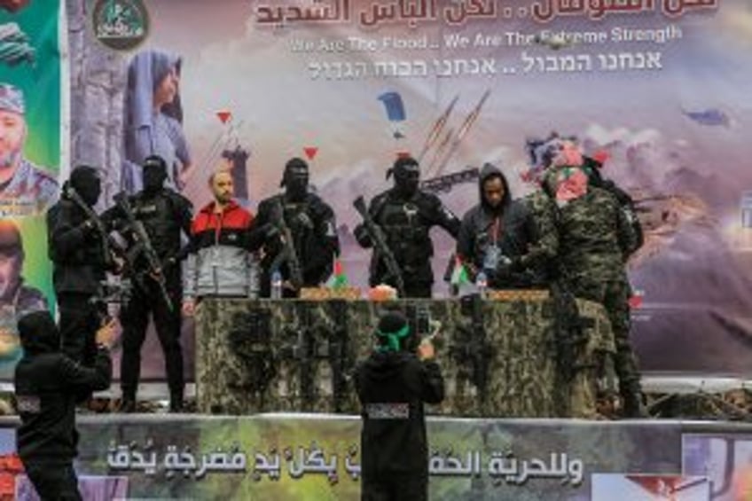 Hamas hands over final 6 hostages under first phase of cease-fire in exchange for 600 Pale