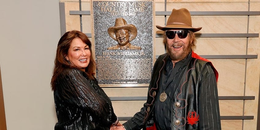 hank williams jr says hes a blessed and thankful man on 48th anniversary of surviving 530 foot fall