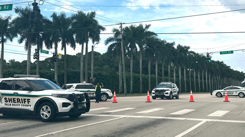 sheriff's deputies outside trump international golf glub