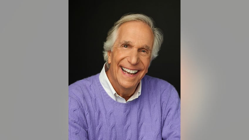 happy days star henry winkler reveals low point in his 45 year marriage not my finest hour