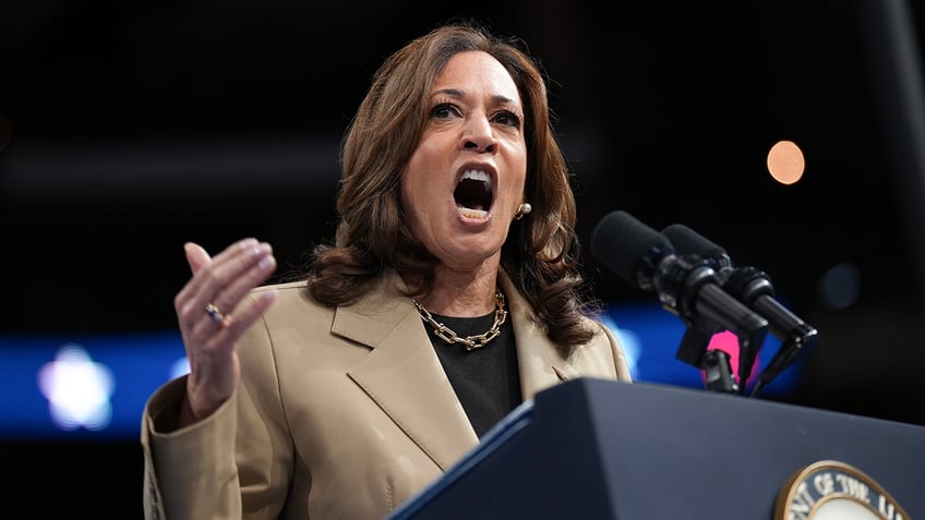 Harris speaking in Arizona