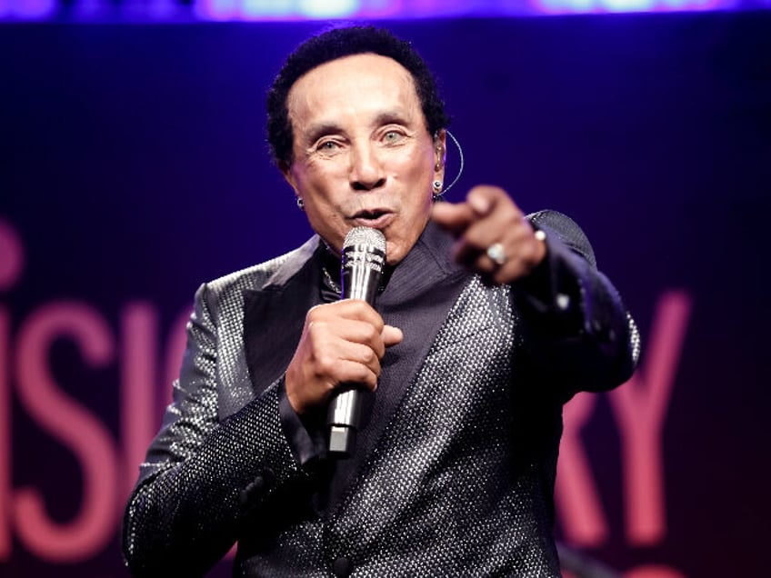 BEVERLY HILLS, CALIFORNIA - OCTOBER 11: Smokey Robinson performs on stage as the stars com