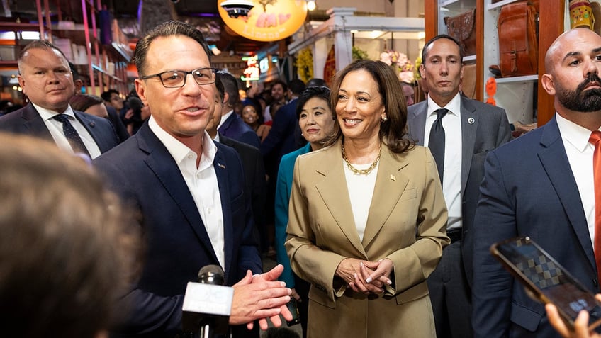 Josh Shapiro, Kamala Harris