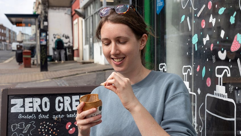 have your cup and eat it too coffee shop introduces edible cups in an effort to cut down on waste