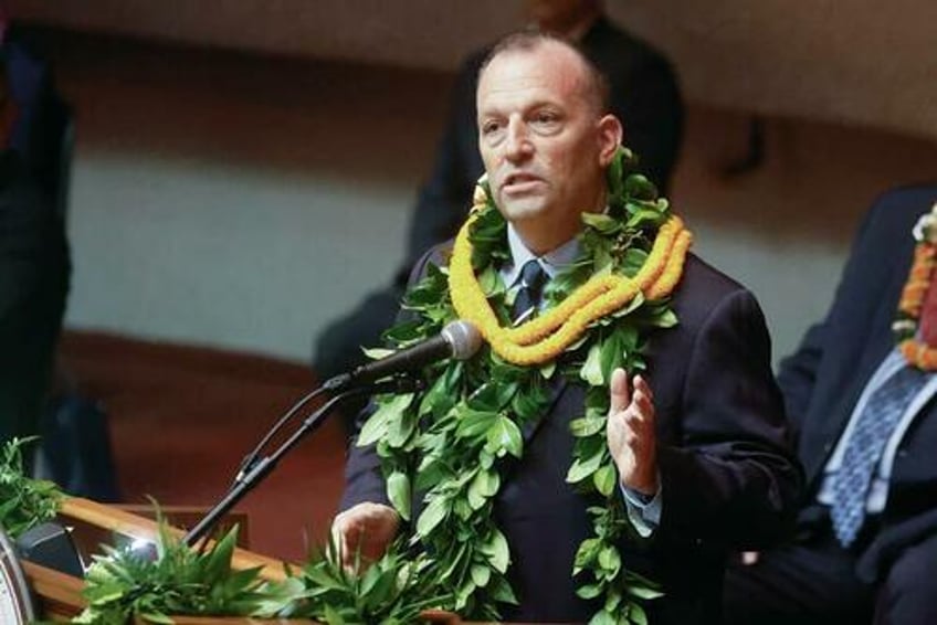 hawaii becomes first state to charge tourists for carbon footprint