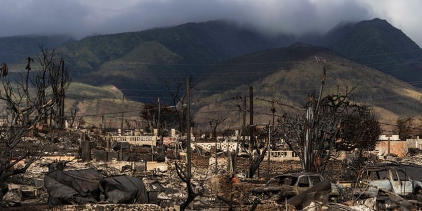 hawaii missing persons list fbi maui release names of 388 people not found after deadly wildfire