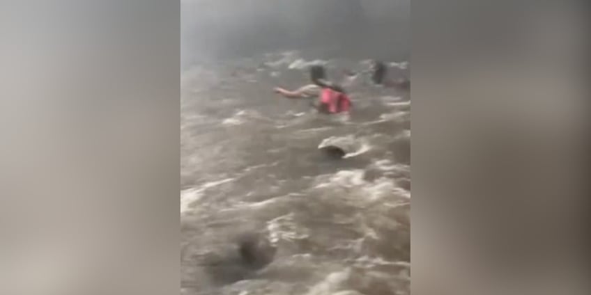 hawaii wildfires video shows maui residents risk drowning in ocean to escape inferno as death toll reaches 80