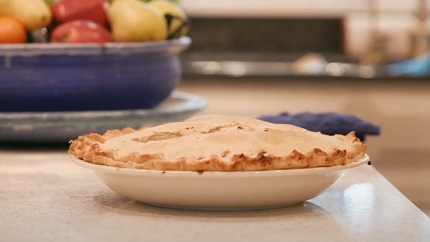 Sen. Marsha Blackburn's apple pie recipe