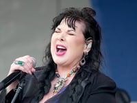 ‘Heart’ singer Ann Wilson reveals cancer diagnosis, says tour will be postponed: ‘I’ve much more to sing’