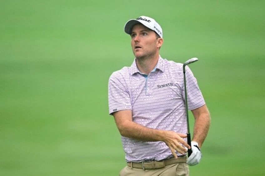 henley maintains one shot lead at wyndham championship